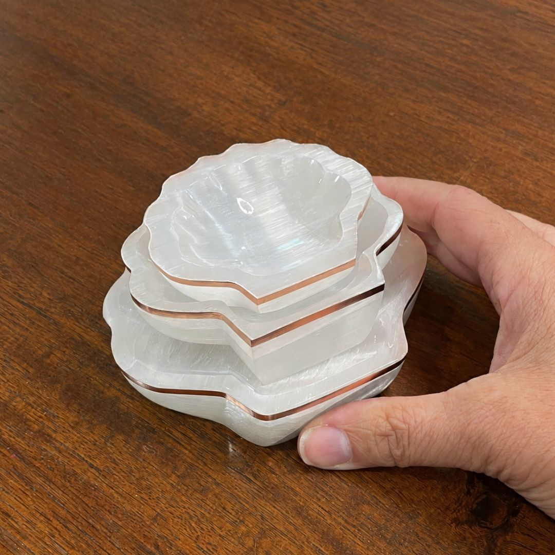 Copper-Infused Selenite Shell Bowl - Cleanse · Charge · Open