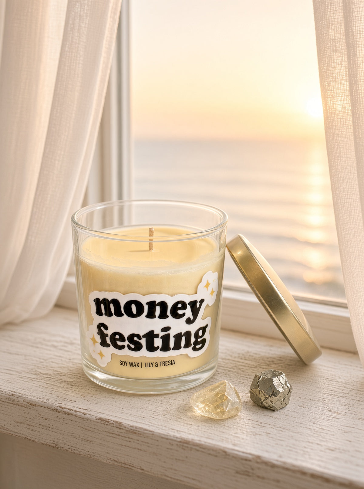 Moneyfesting - Lily and Freesia Scent - Soy Wax Candle 7oz